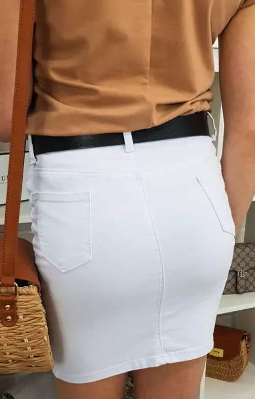 Bijela traper mini suknja sa stražnjim džepovima