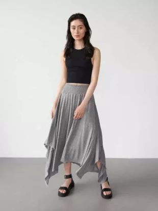 Jednobojna asimetrična suknja od žerseja od mješavine viskoze